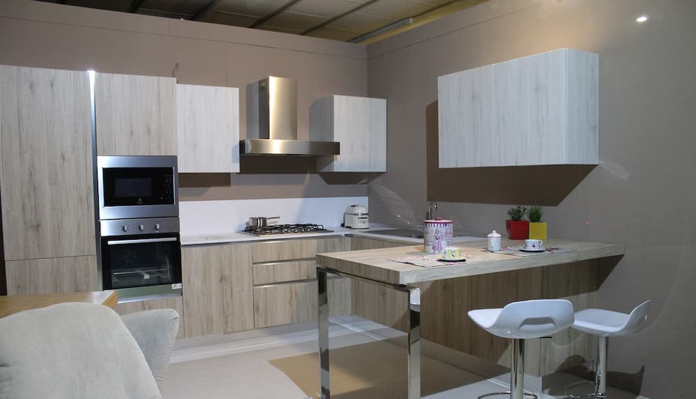 Cuánto cuesta reformar una cocina de 10m² 2 cocina con acabados de madera